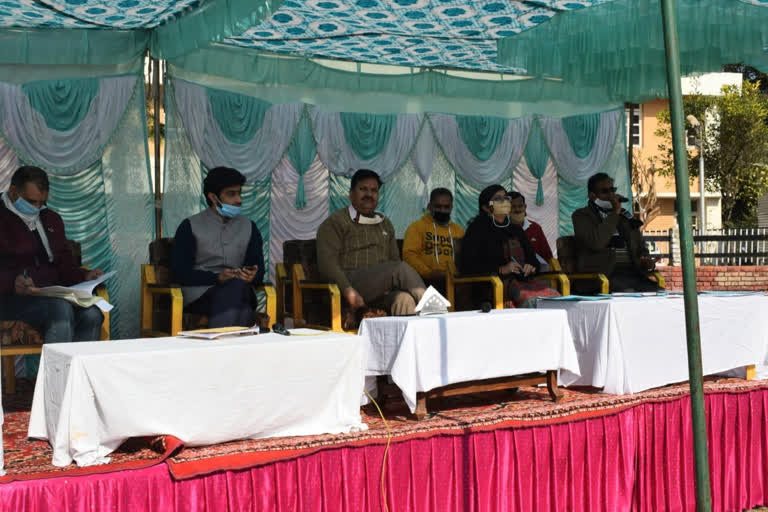 800 officials rehearsed in Dehra for  efficient voting