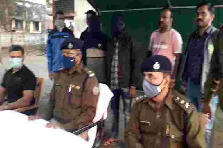 Two thieves arrested in Sahibganj in gold theft case from jewelery shop of Maharashtra