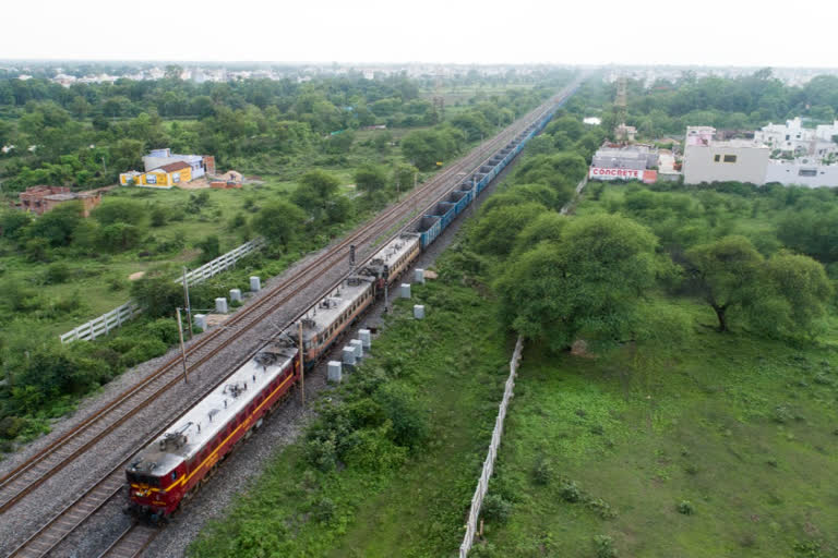 Bilaspur railway division set record of running super Sheshnag train