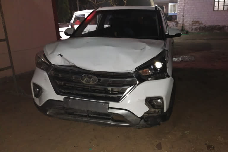 नागौर अधिकारी की कार बाइक सवार दुर्घटना,  नागौर कार बाइक दुर्घटना,  Excise Department official's car hit the bike,  Nagaur Excise Officer Car Accident,  Nagaur officer's car bike rider accident