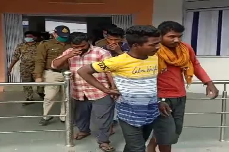 Police arrest four accused of bike theft in Nainpur of Mandla