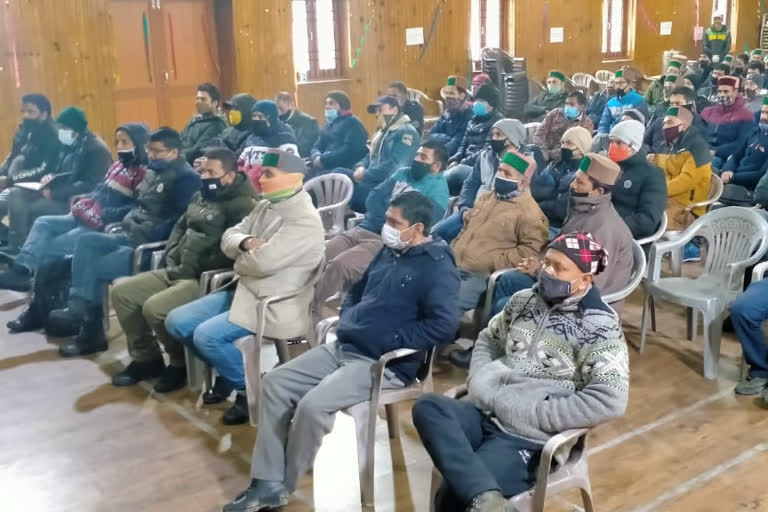 Polling party trainning in Kinnaur