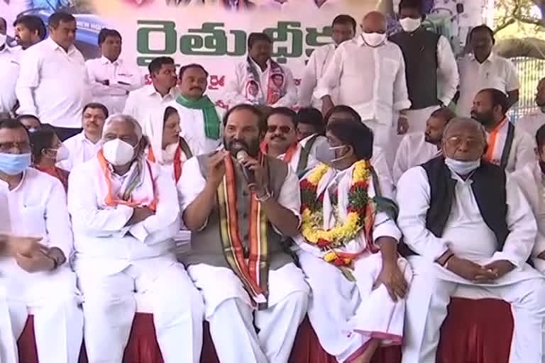 uttam kumar reddy opposes central New agricultural laws