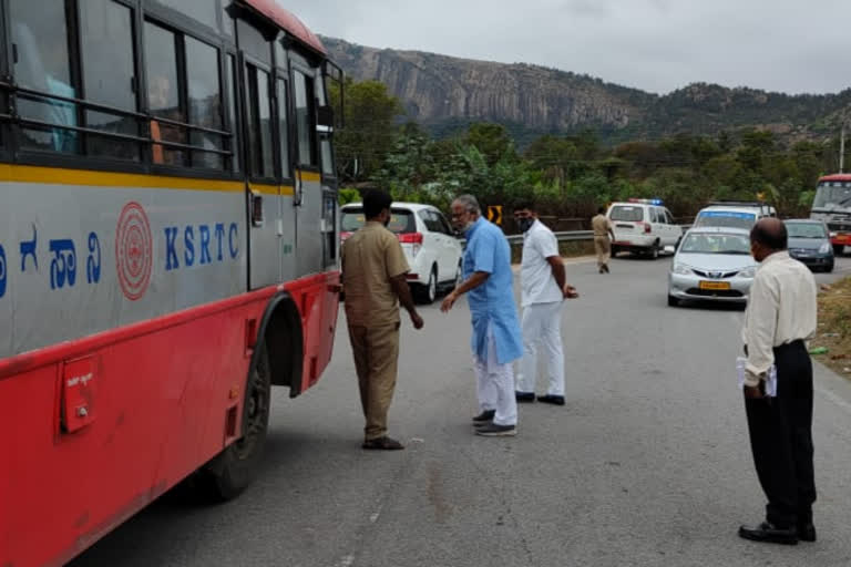 Minister Suresh Kumar Stops the Bus by chasing