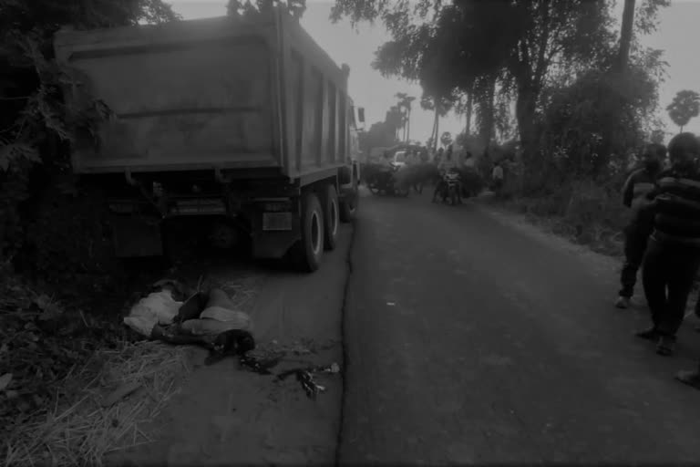 two died in lorry accident at venkatapuram