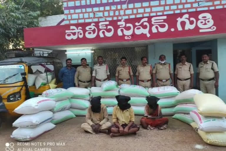 ration rice Seize  in Kottapet