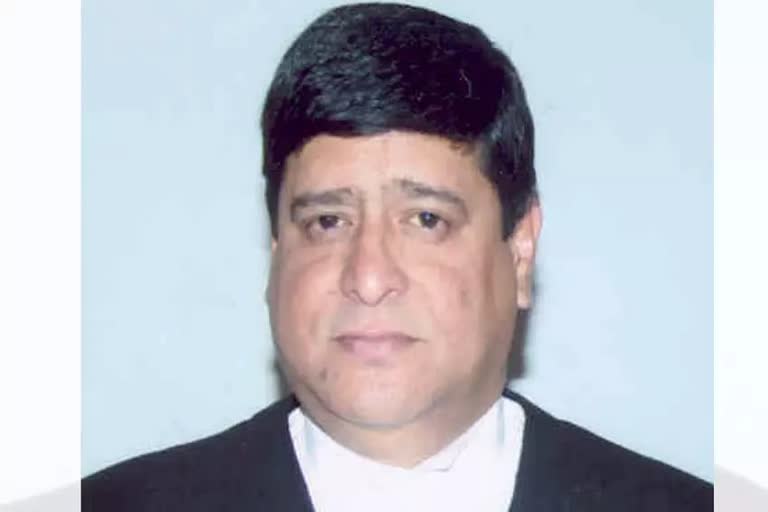 Sudhanshu Dhulia taking oath as chief justice of gauhati high court assam etv bharat news