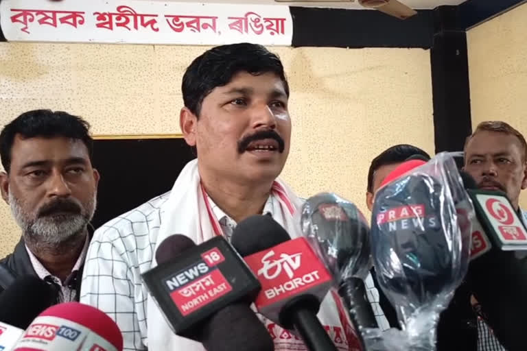 minister bhabesh kalita alleges lurinjyoti of organizing meeting with rented people