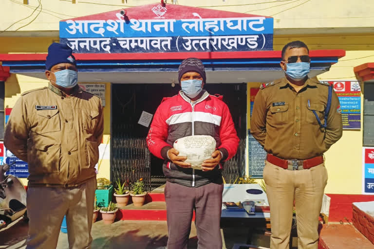 Champawat Charas smuggler arrested