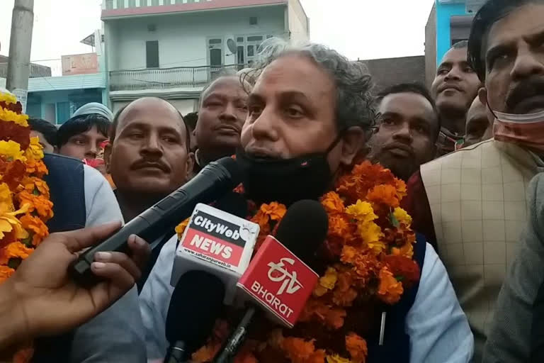 सहारनपुर पहुंचे विनय रोहिला