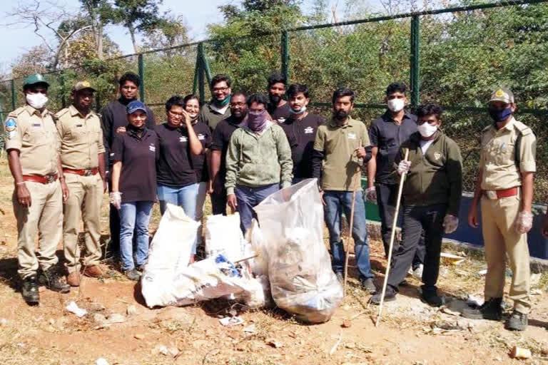 sangareddy forest officer ban plastic in narsapur park area