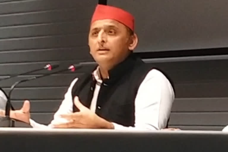 akhilesh yadav