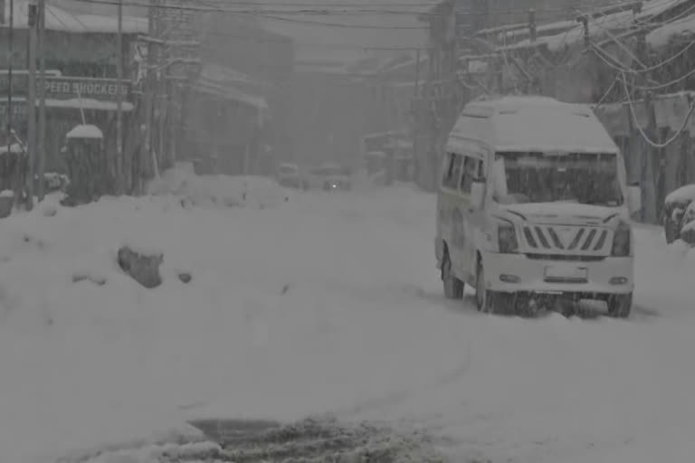 J&K govt declares heavy snowfall as state specific natural calamity