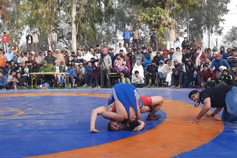 Deenbandhu Chhoturam organized wrestling competition in kharkhoda