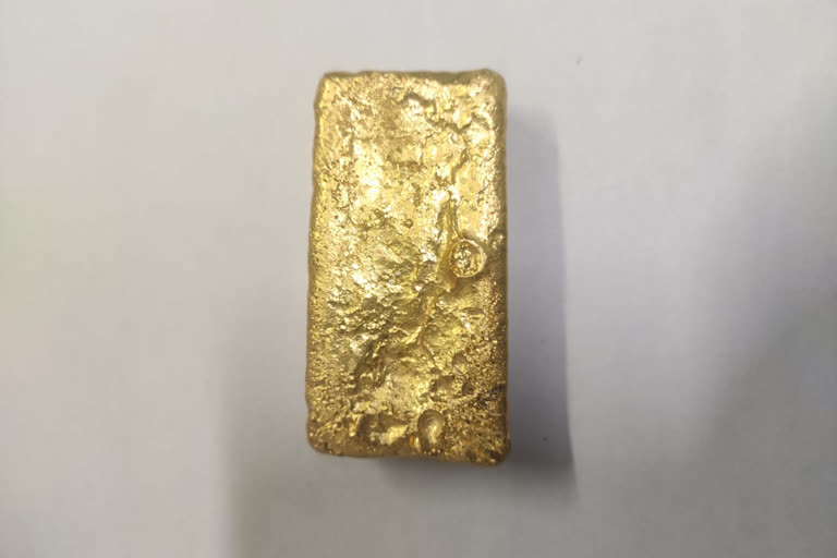 520 grams of gold brought from Dubai at IGI Airport seized