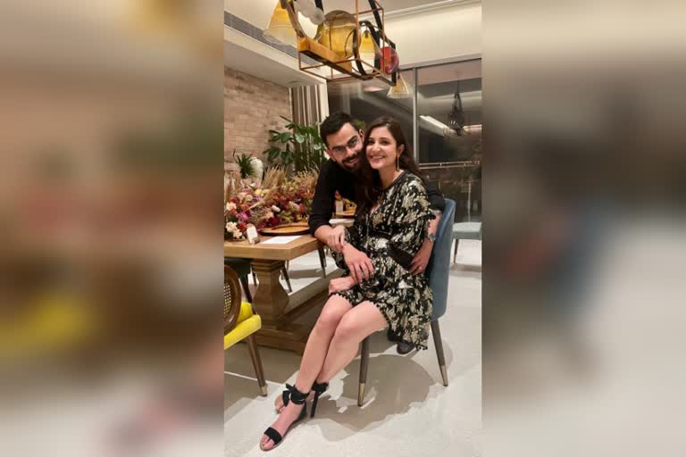 virat kohli blessed with a baby girl