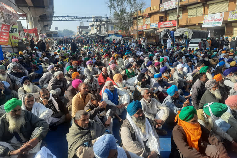 Farmer's agitation: one more farmer dies on Tikari border