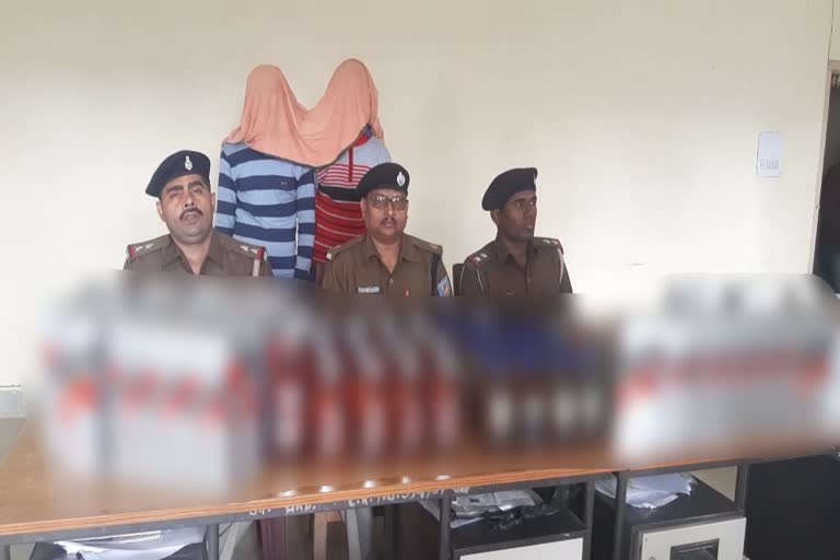two-illegal-liquor-smugglers-arrested-in-giridih