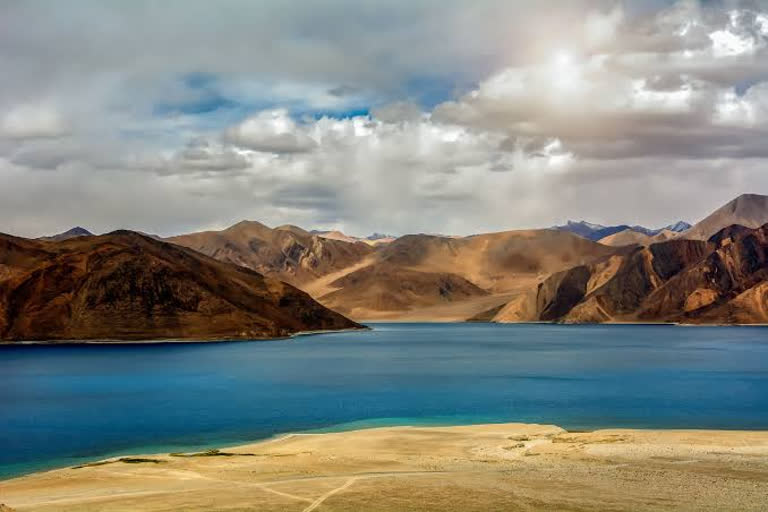 Pangang lake