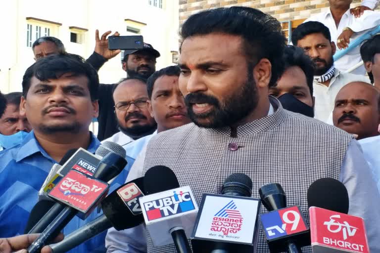 minister Sriramulu