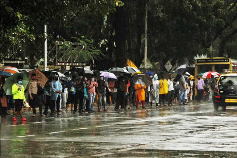 kerala weather updates  heavy rain in kerala  Orange alert in Thiruvananthapuram  സംസ്ഥാനത്ത് അതിശക്തമായ മഴയ്ക്ക് സാധ്യത  കാലാവസ്ഥാ പ്രവചനം