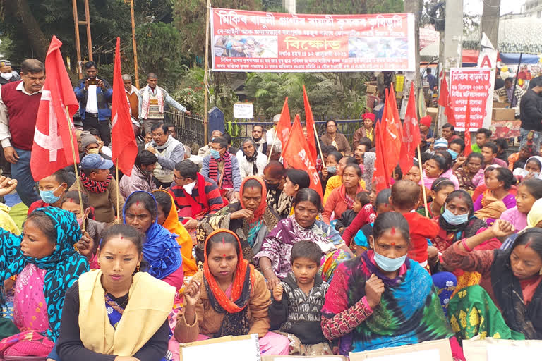 farmers-protest-in-nagaon