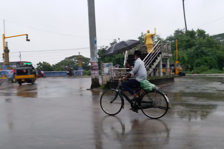 Impact on normal life due to heavy rains in Nellai