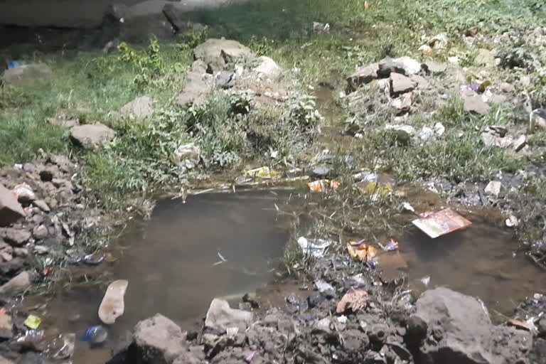 Kolhapur: Municipal Corporation neglects water leakage in Ring Road