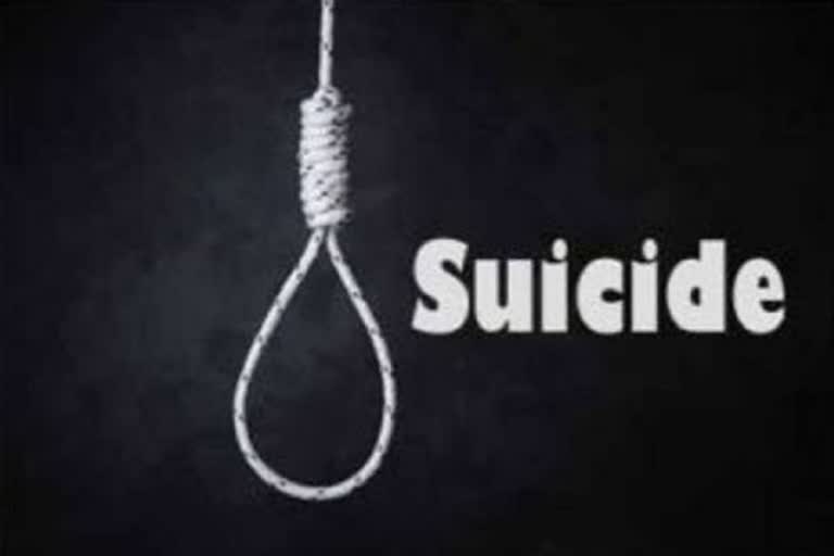 four-people-committed-suicide-at-different-places-in-dumka