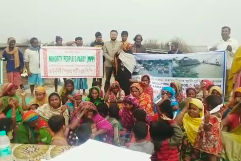 গঢ়াখহনীয়া প্ৰতিৰোধৰ দাবীত  লাহৰীঘাটত প্ৰতিবাদ