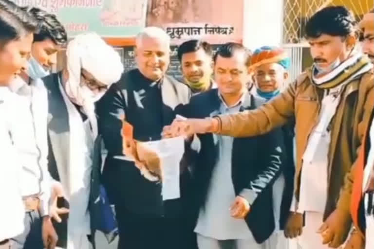 रानीवाड़ा में सरपंच संघ ने सौंपा ज्ञापन, Sarpanch Sangh submitted memo in Raniwara