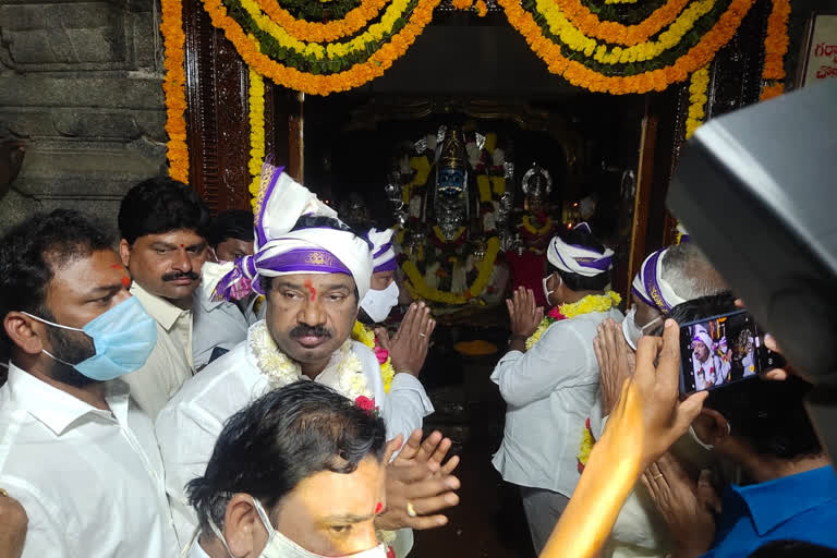 Shri Mallikarjuna Swamy, a native of Ainovolu, Warangal Urban District, was visited by MLAs, MLCs and former MPs