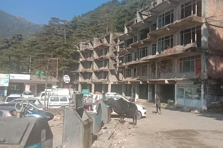 Supreme Court orders to drop illegal construction at McLeodganj Bot Bus Stand