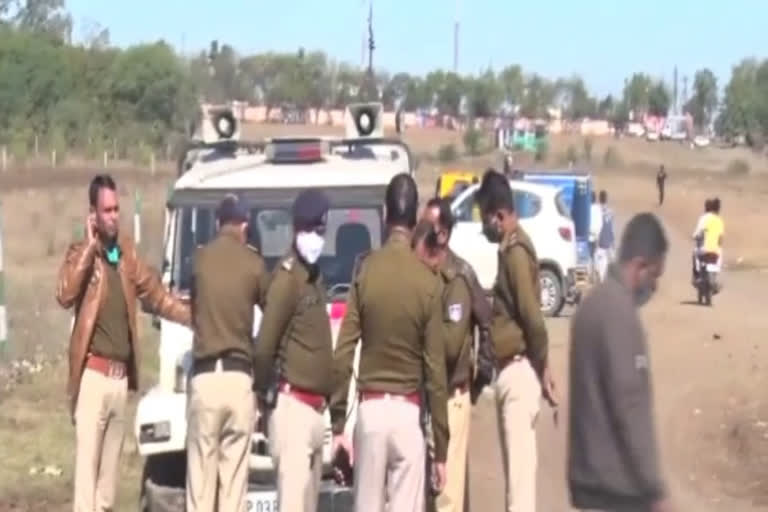 Dead body found in jamburi ground of bhopal