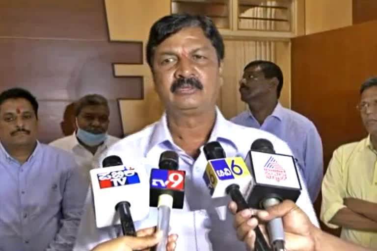 yogeshwar-had-borrowed-from-mtb-nagaraj-to-unite-us