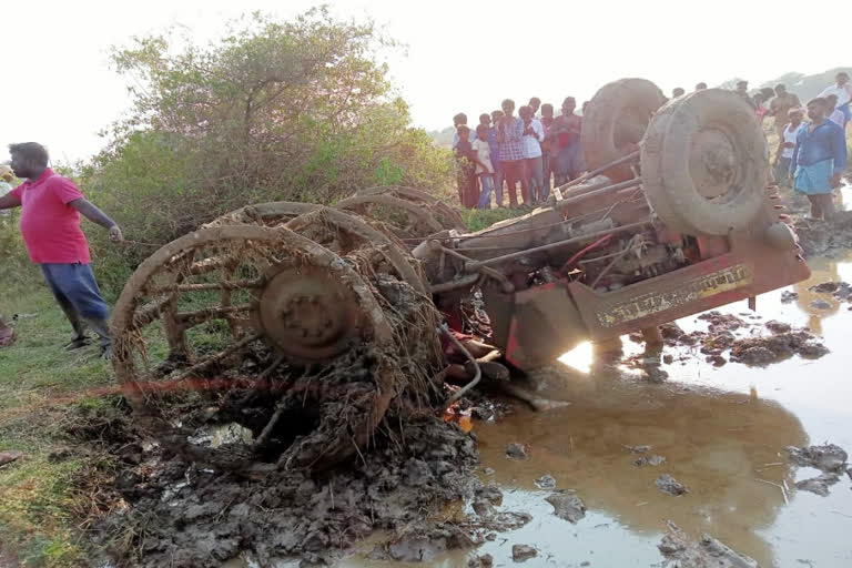 Flip tractor a Farmer died at narayanpet district