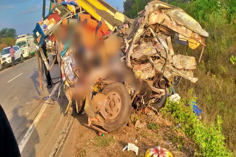 five killed in Karnataka Road Accident