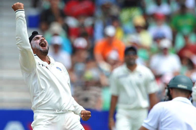 harbhajan singh won the 2001 series for india