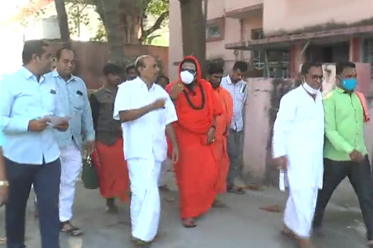 Construction of Srirama Mandir: Shri Shanthamalla Sivacharya drives to raise funds