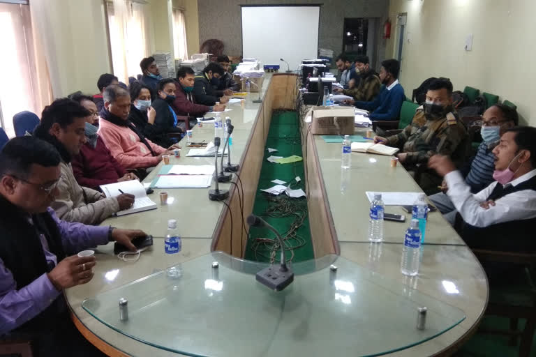 jalpaiguri municipalty called a meeting on corona vaccination