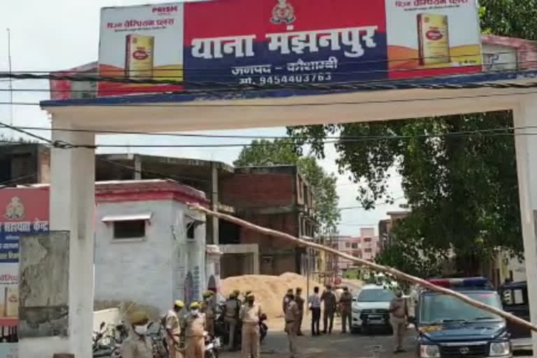 ड्राइवर को बंधक बनाकर ट्रक की लूट.