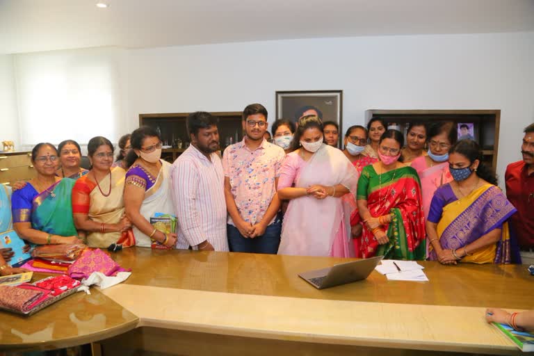 mlc-kavitha-launch-aksharayan-website-in-hyderabad