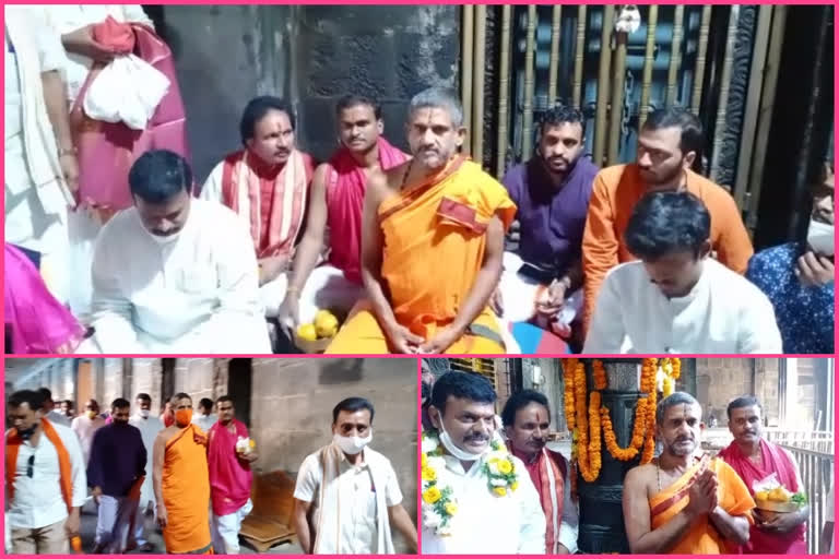 udipi peetadipati visited simhadri appanna temple