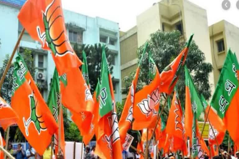 bengal bjp party flooding with outsiders