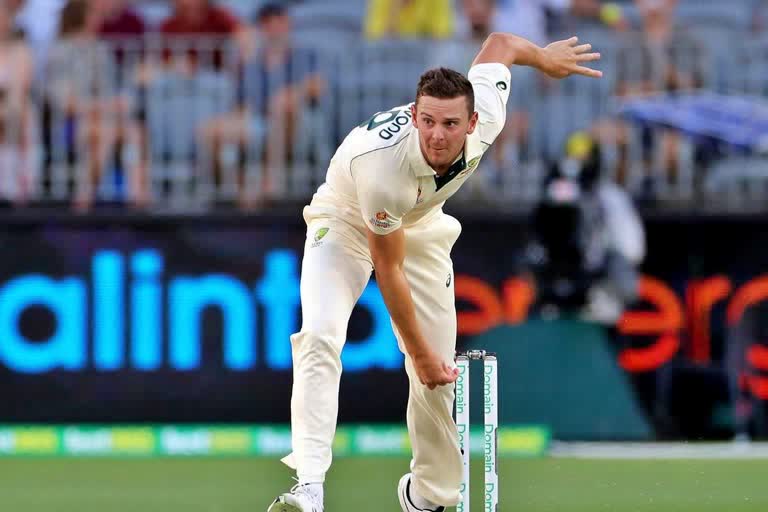 josh hazlewood said washington sundar and shardul thakur gets credit for india s better position