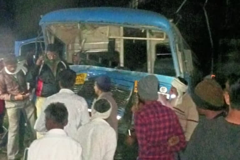 25 injured in a bus accident at Amravati