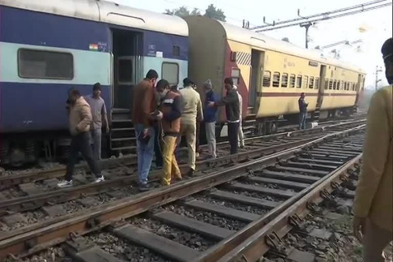 Two bogies of Shaheed Express, on its way to Jainagar from Amritsar, derail near Lucknow on Monday, no casualty: Railway official.PTI ZIR SAB