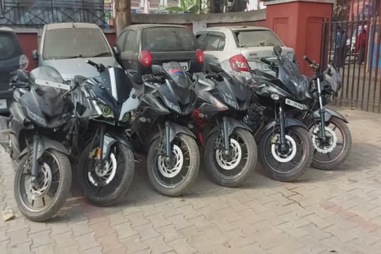 5 members of bike theft gang arrested with 6 bike in Patna