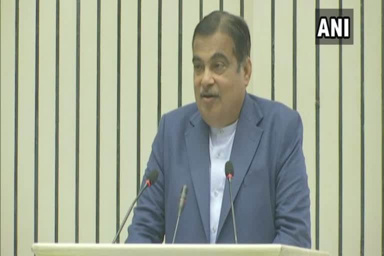 we aim to bring down road accidents by 50 pc: Nitin Gadkari  നിതിന്‍ ഗഡ്‌കരി  2025ന് മുന്‍പ് റോഡ് അപകടങ്ങള്‍ 50 ശതമാനം കുറയ്‌ക്കുകയാണ് ലക്ഷ്യം  ന്യൂഡല്‍ഹി  national road safety month  new delhi  nitin gadkari