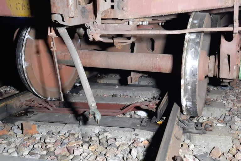 goods train derailed